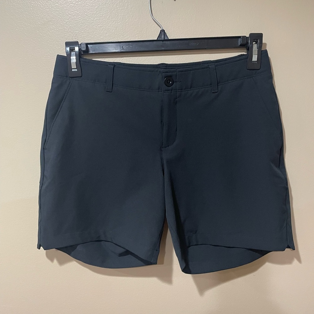 Under Armour Women's Black Heat Gear  Shorts